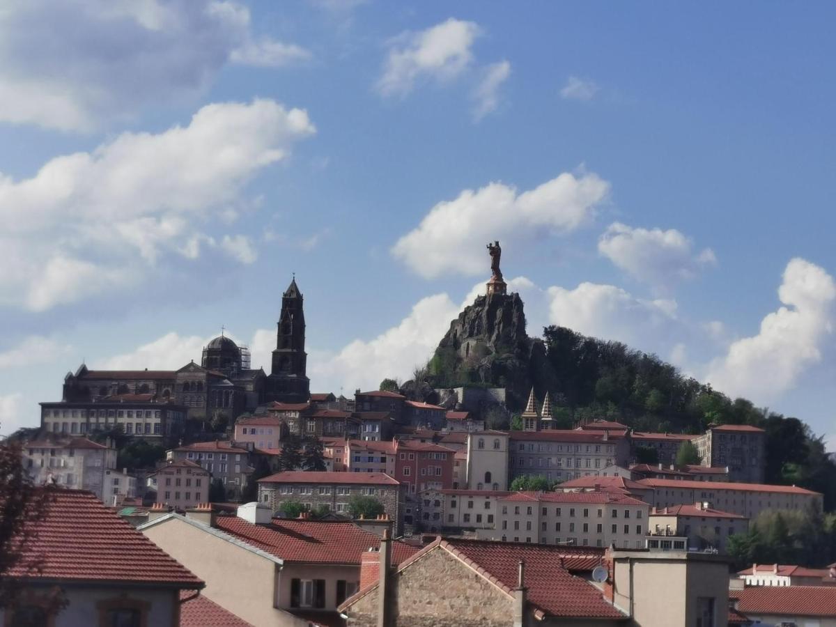 Velay Cocon Appartement 4 Chambres Avec Vue Sur Les Monuments Le Puy-en-Velay Zewnętrze zdjęcie
